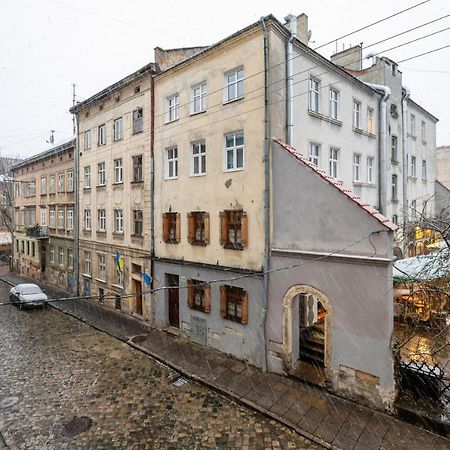 3 Room Apartments , Rohatyntsyv Street Lviv Buitenkant foto